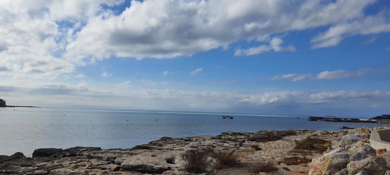 Apartments Donella Umag Eksteriør bilde