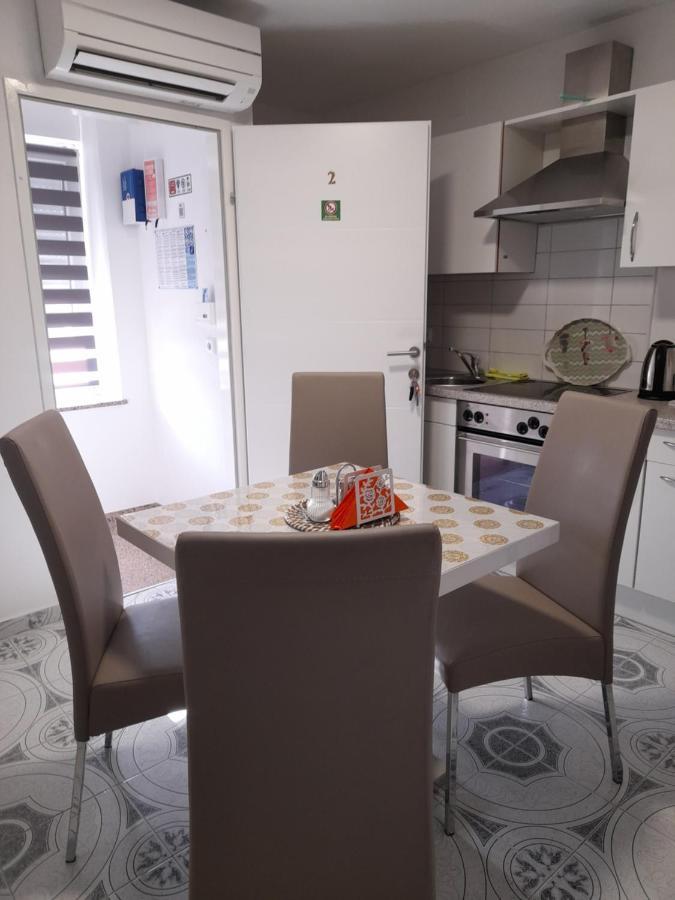 Apartments Donella Umag Eksteriør bilde