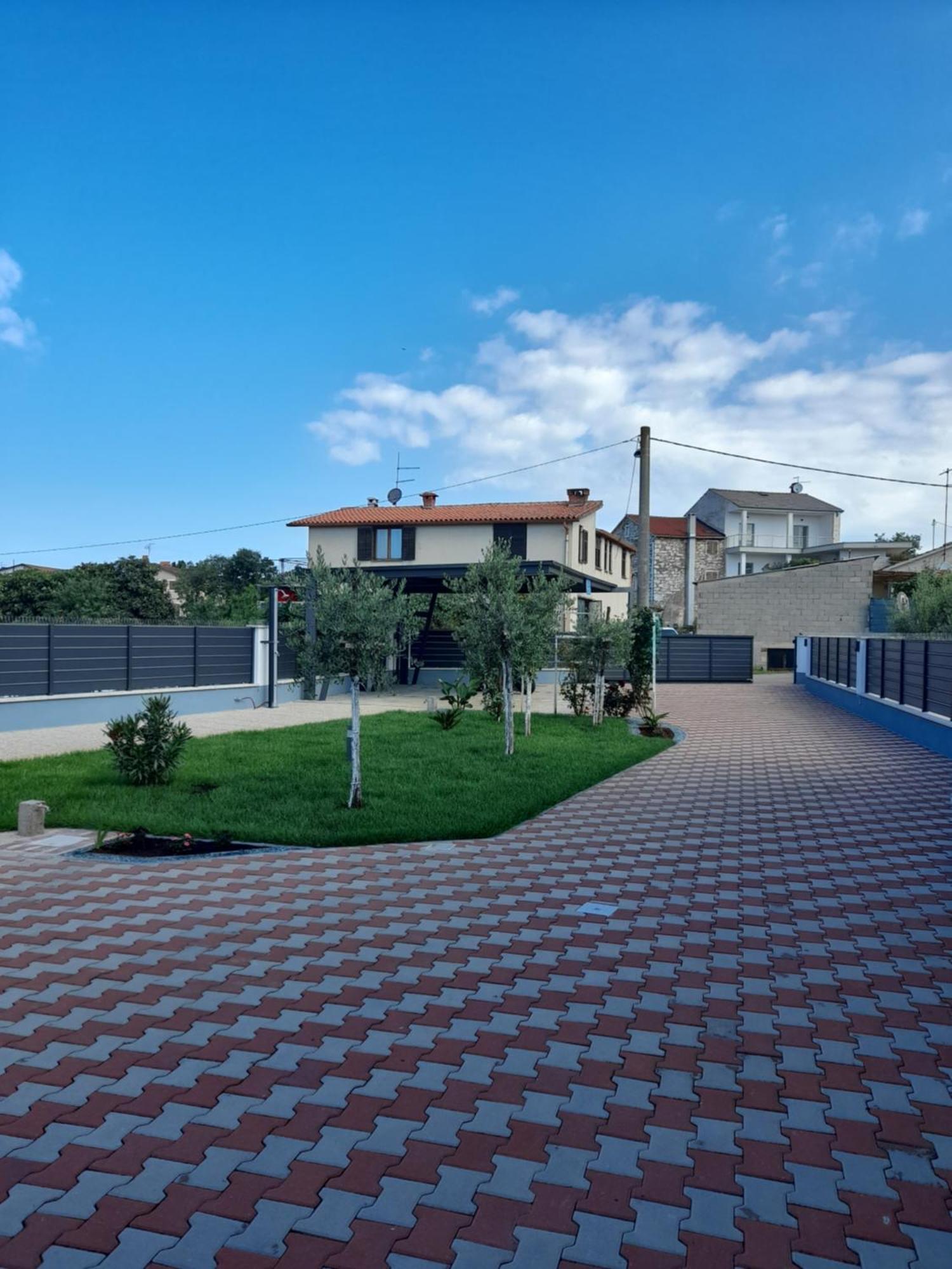 Apartments Donella Umag Eksteriør bilde